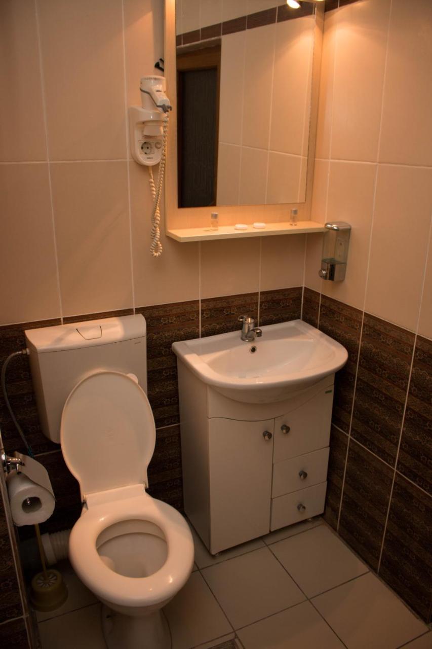 N&S Hotel Barlad Bîrlad 外观 照片